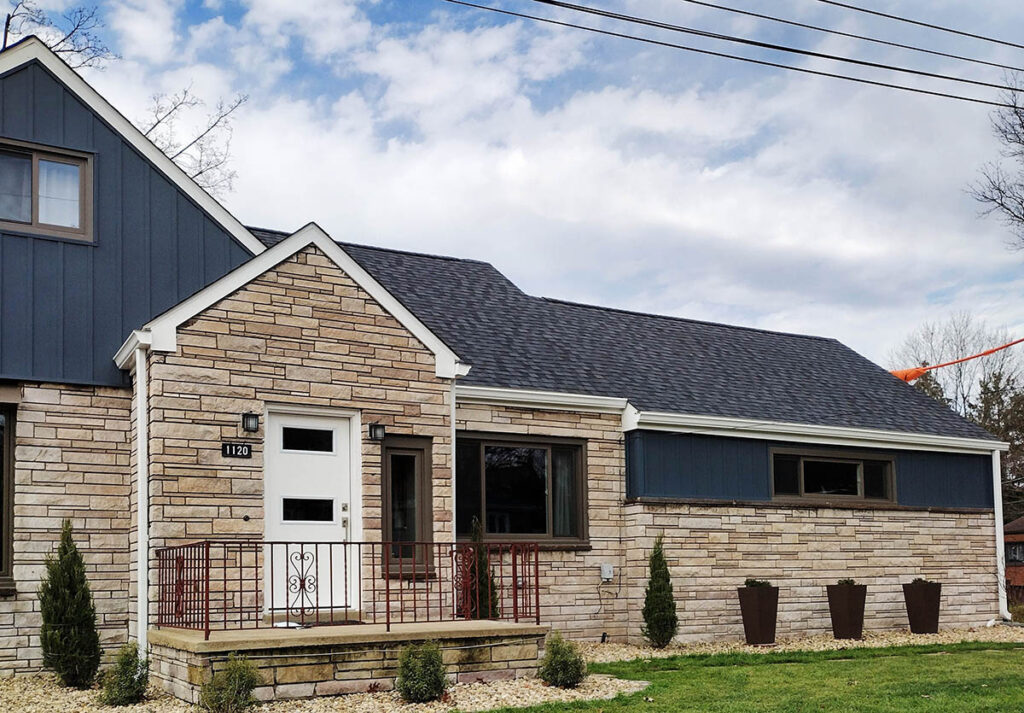 This house in Heidelberg, PA was transformed into a beautiful property with an updated, new roof. Our roofers installed Landmark Pro shingles from CertainTeed. 