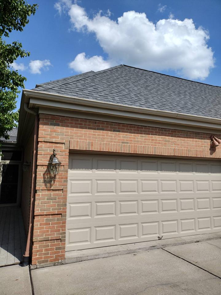 roofing-constractor-may
