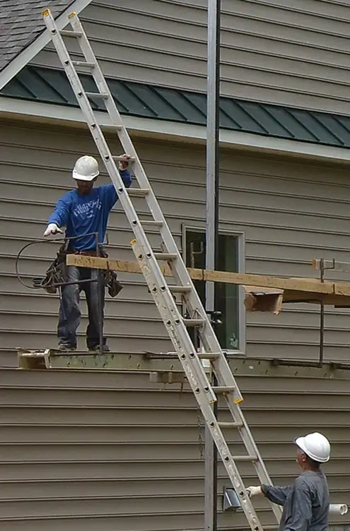 Knox Construction We have many beautiful siding options. Repair or replace your home siding with confidence.