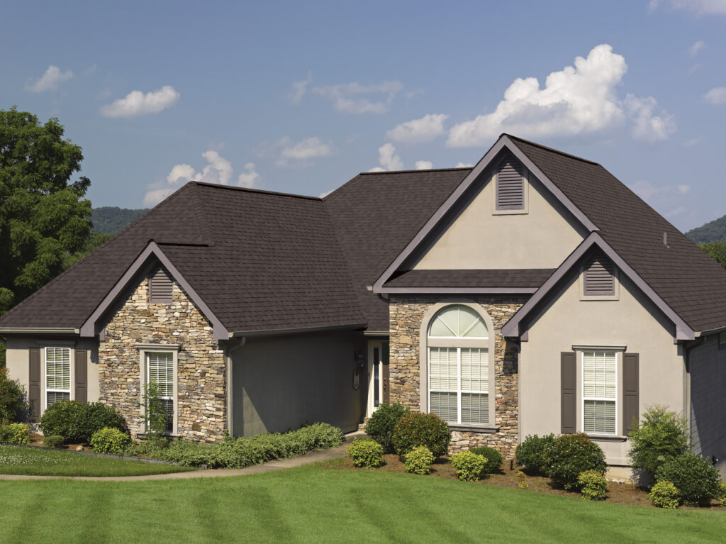 Home located in McMurray, PA with CertainTeed Landmark Pro shingle roof by reliable roofers Knox's Construction.