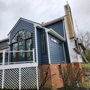 Enhance your curb appeal with help from Knox’s Construction. We offer a wide variety of professional siding in Wexford Township to increase your home’s aesthetic and overall value. Everlast siding blue.
