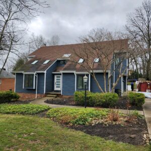Enhance your curb appeal with help from Knox’s Construction. We offer a wide variety of professional siding in Wexford Township to increase your home’s aesthetic and overall value. Everlast siding blue.