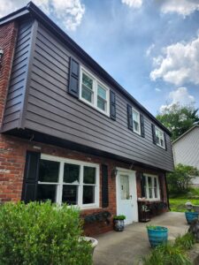 New Everlast Saddlewood Siding Transforms Allison Park Home