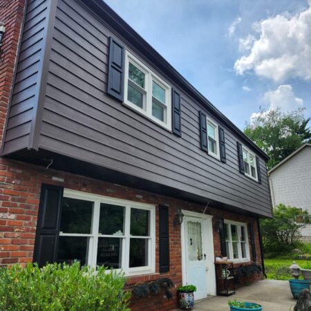 New Everlast Saddlewood Siding Transforms Allison Park Home